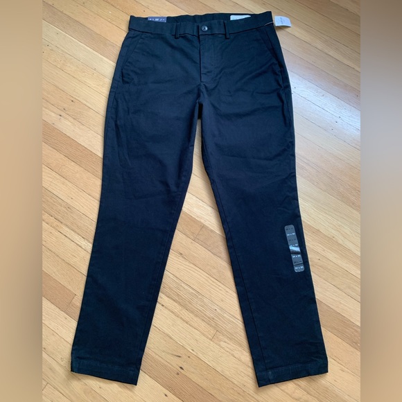 NWT MEN’S GAP COMFORT STRETCH SLIM BLACK CHINO GAP FLEX PANTS SIZE 34/30 - Picture 1 of 13